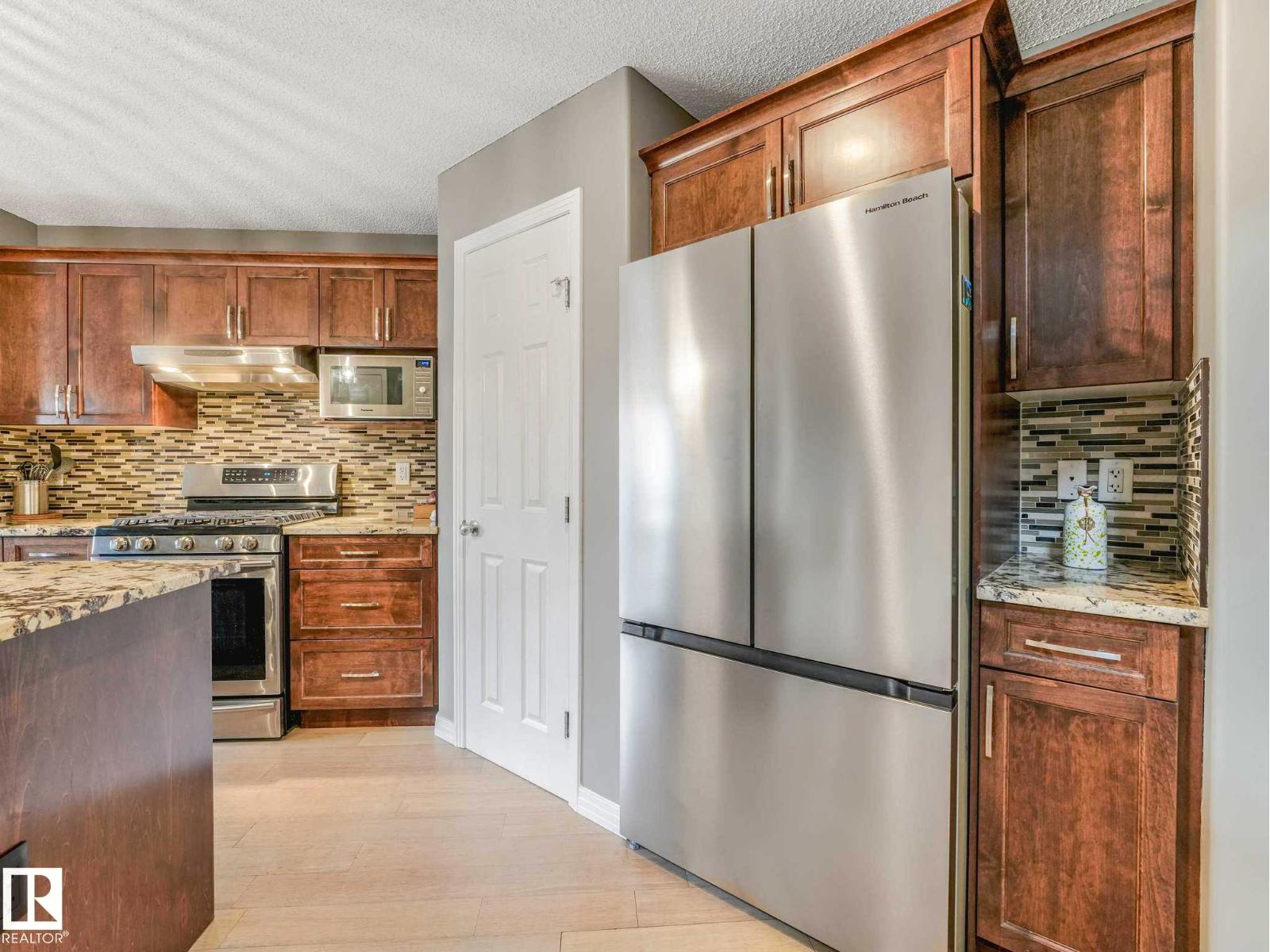 9818 103 Av, Morinville, Alberta  T8R 1V9 - Photo 22 - E4487813