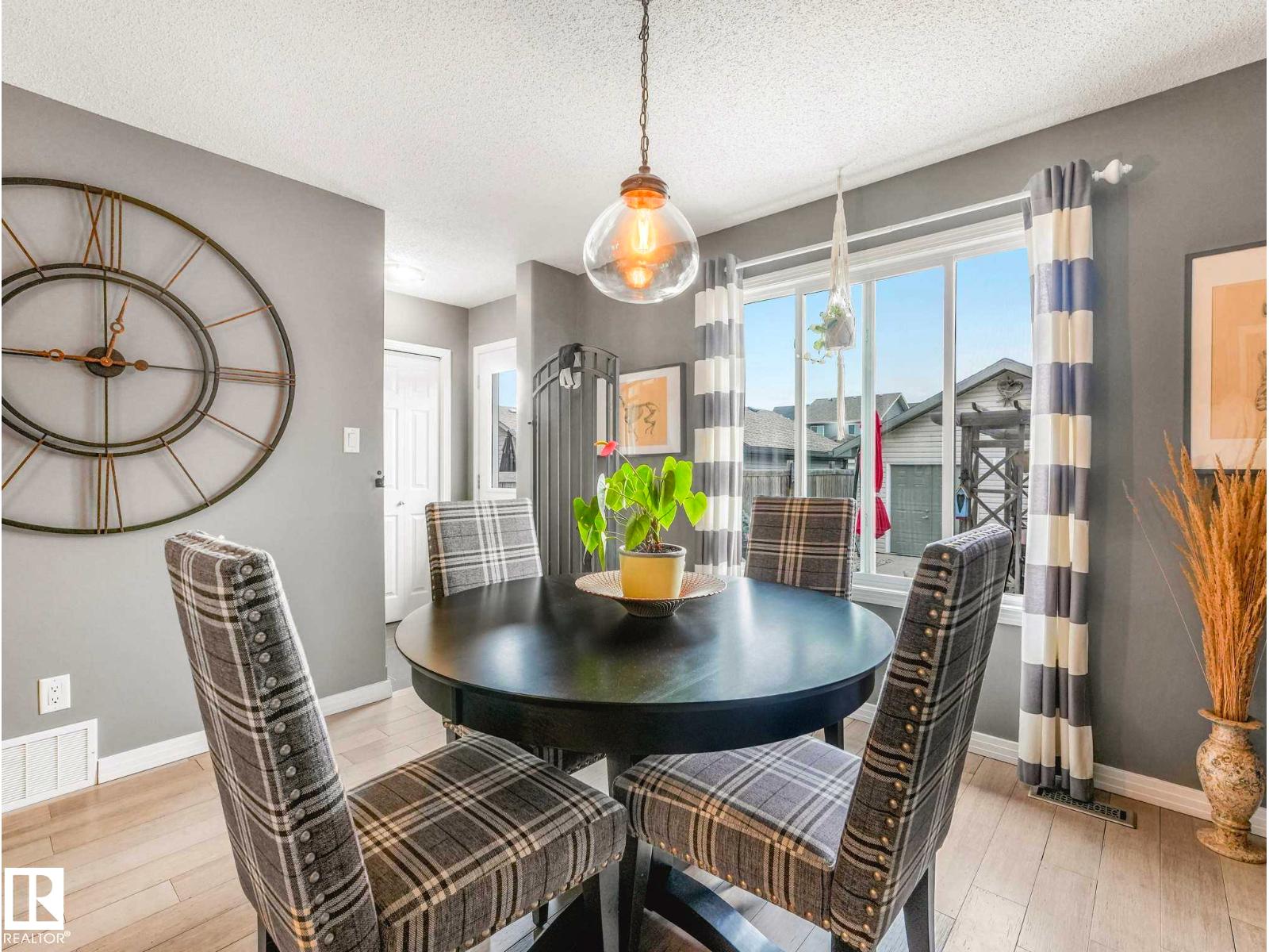 9818 103 Av, Morinville, Alberta  T8R 1V9 - Photo 25 - E4487813