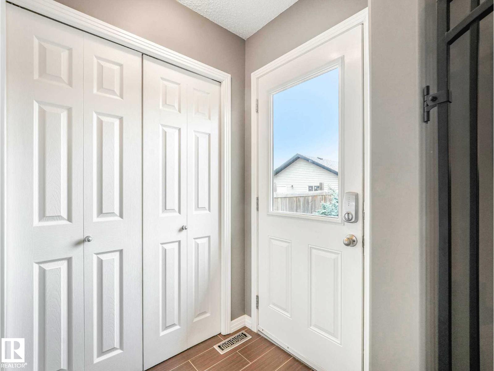 9818 103 Av, Morinville, Alberta  T8R 1V9 - Photo 26 - E4487813