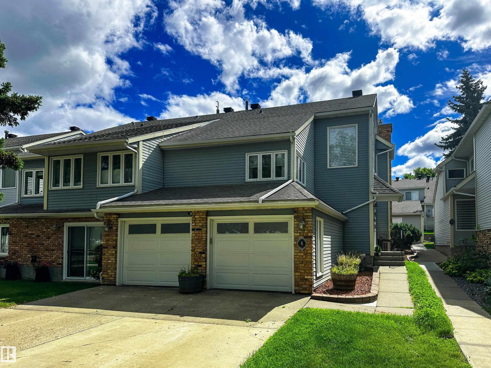 8 WHITEOAKS ES, st. albert, Alberta