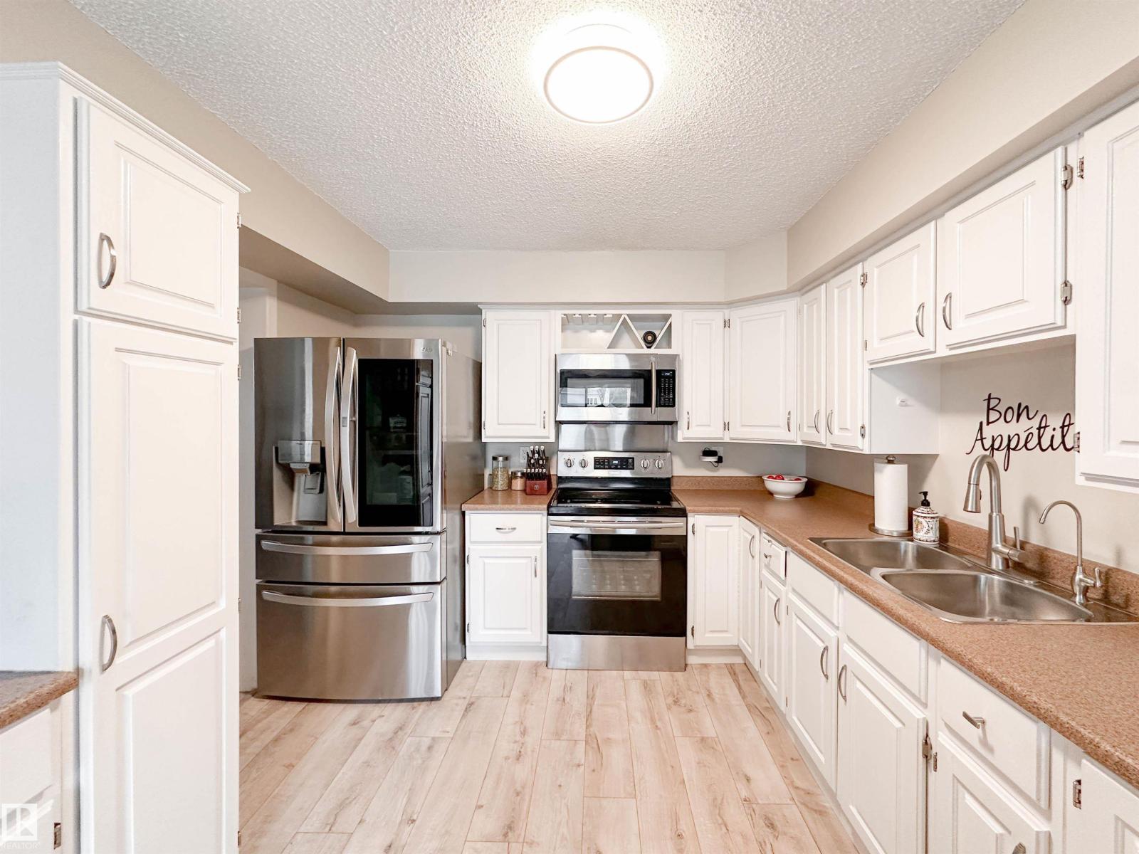 8 Whiteoaks Es, St. Albert, Alberta  T8N 3M2 - Photo 8 - E4487815