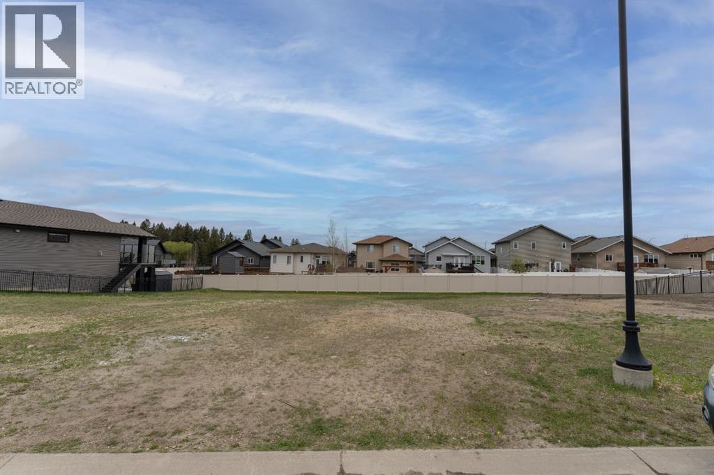 10 Tyrrell Place, Red Deer, Alberta  T4P 0T8 - Photo 1 - A2310223