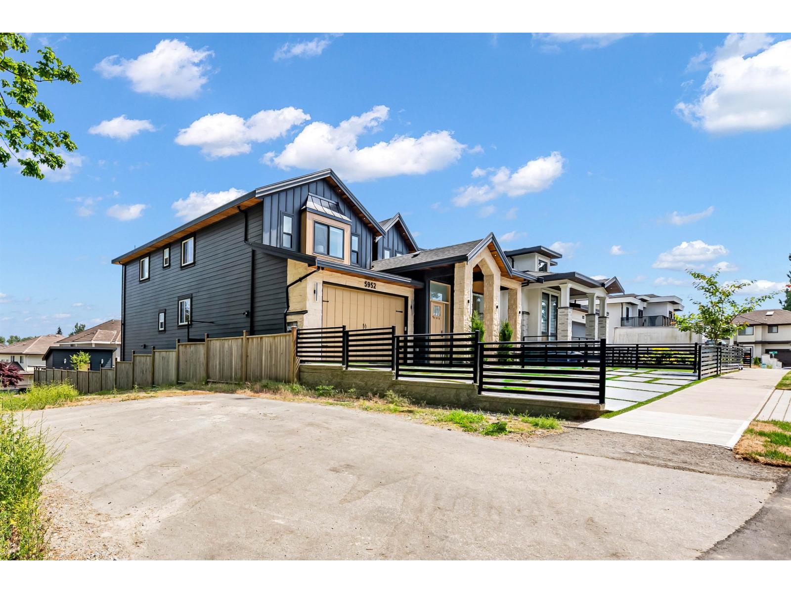 5952 136a Street, Surrey, British Columbia  V3X 3K8 - Photo 10 - R3123646