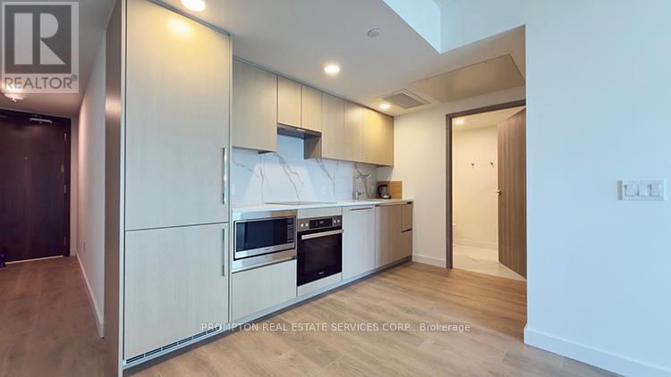 2208 - 3 Cityplace Way E, Toronto, Ontario  M5V 0X4 - Photo 6 - C13033574