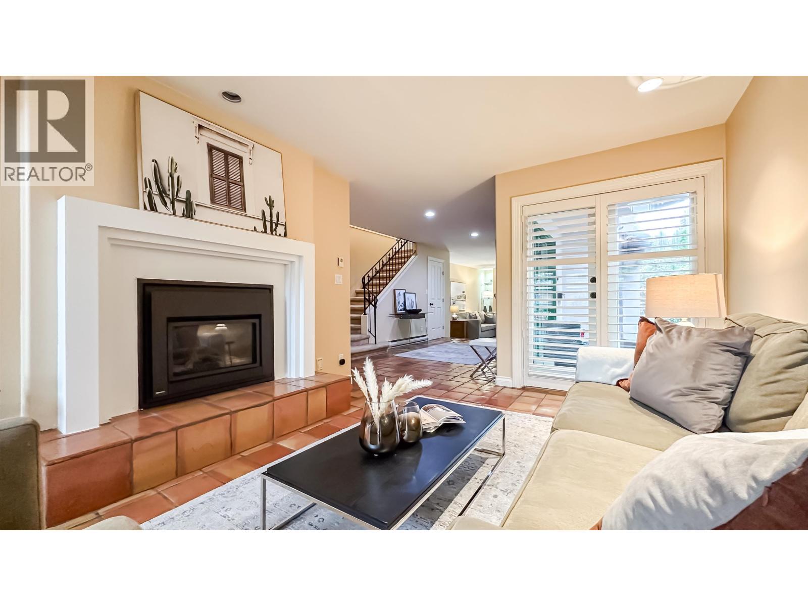 1737 W 16th Avenue, Vancouver, British Columbia  V6J 2L9 - Photo 3 - R3117521