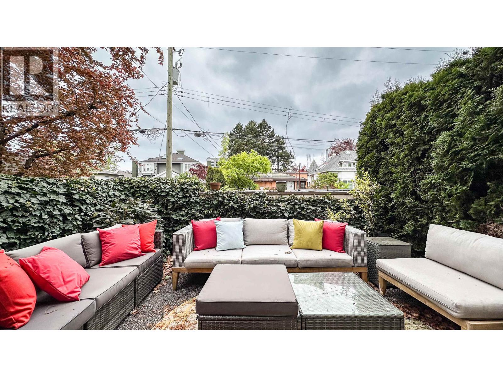 1737 W 16th Avenue, Vancouver, British Columbia  V6J 2L9 - Photo 34 - R3117521