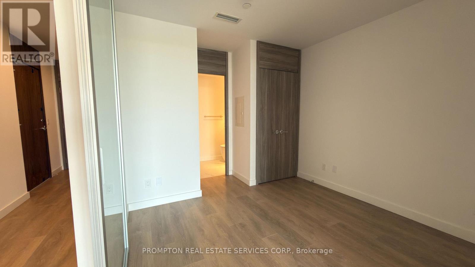 747 - 68 Esther Shiner Boulevard, Toronto, Ontario  M2K 0J6 - Photo 5 - C13104748