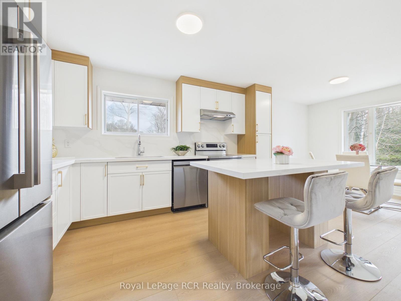 43 Graham Crescent, South Bruce Peninsula, Ontario  N0H 2G0 - Photo 15 - X13047628