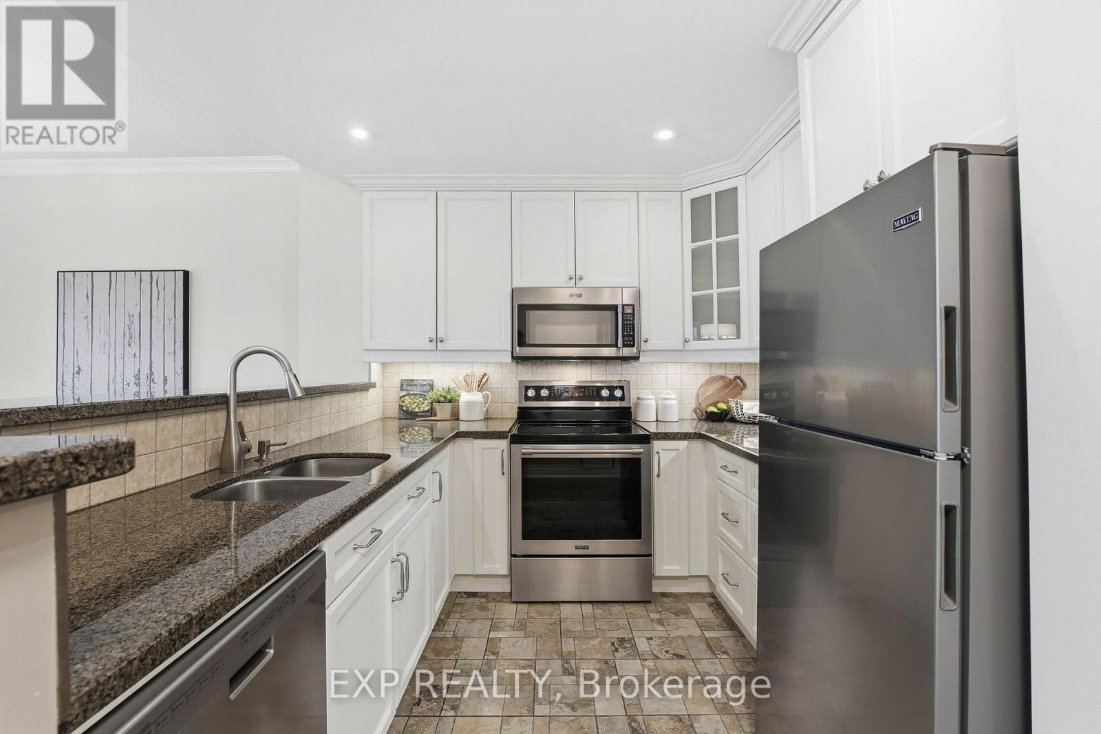 905 - 2 Toronto Street, Barrie (City Centre), Ontario L4N 9R2 - Photo 14 - S13130766