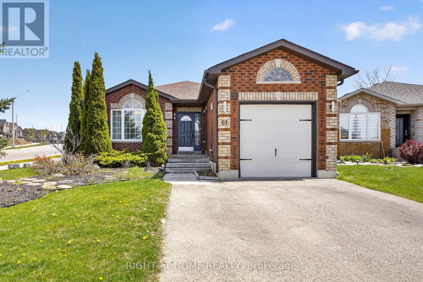 61 SELINE CRESCENT, barrie (painswick south), Ontario