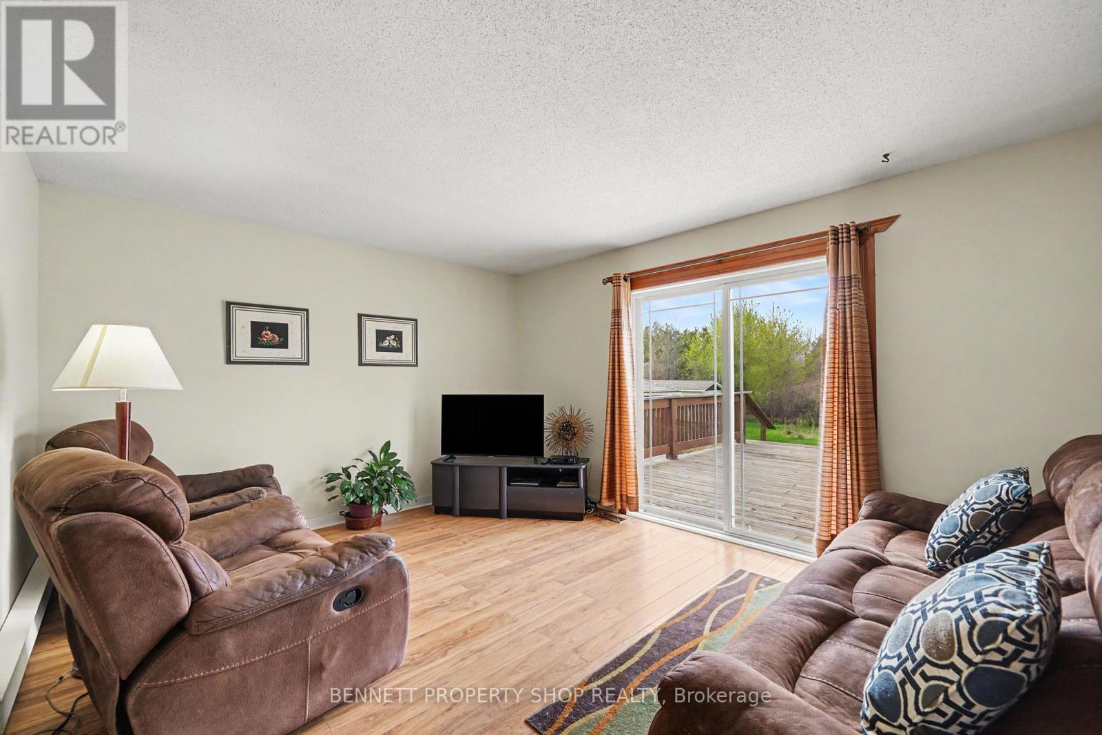 22 Poole Creek Crescent, Ottawa, Ontario  K2S 1T6 - Photo 5 - X13098708