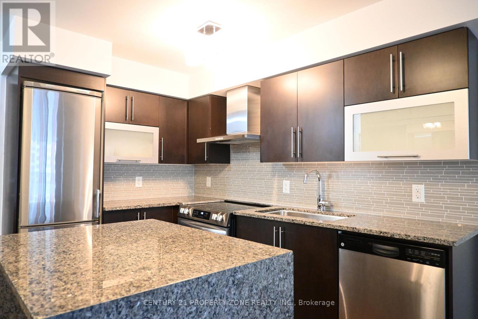 503 - 1 Michael Power Place, Toronto, Ontario  M9A 0A1 - Photo 2 - W13130750