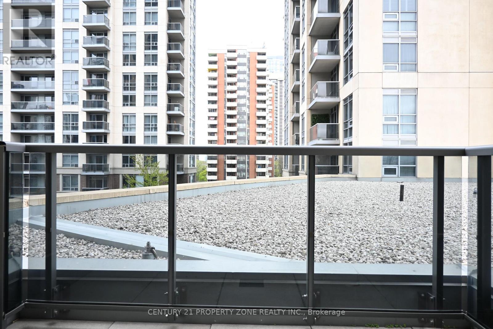 503 - 1 Michael Power Place, Toronto, Ontario  M9A 0A1 - Photo 6 - W13130750
