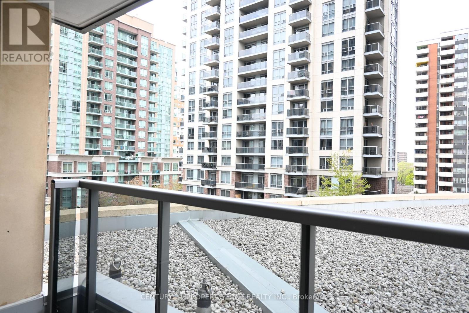 503 - 1 Michael Power Place, Toronto, Ontario  M9A 0A1 - Photo 8 - W13130750