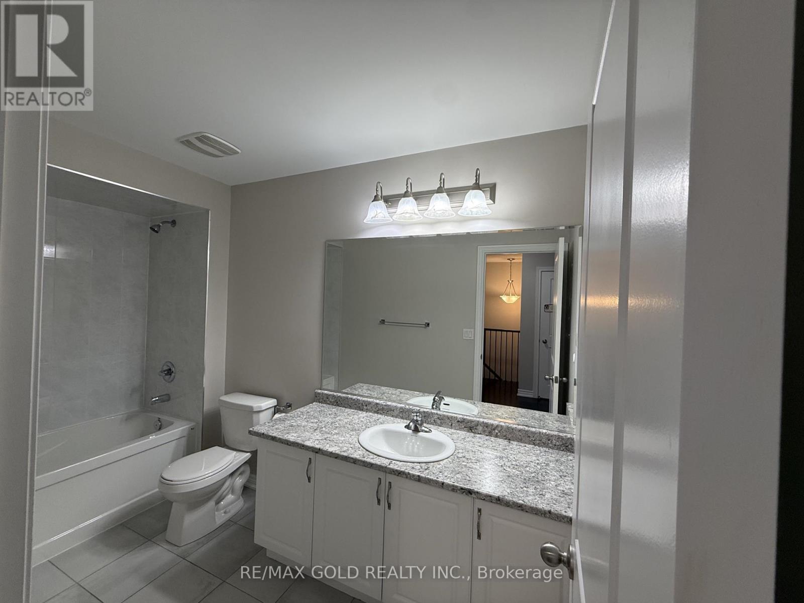 6 Pearman Crescent, Brampton (Northwest Brampton), Ontario  L7A 4Y9 - Photo 17 - W13130770