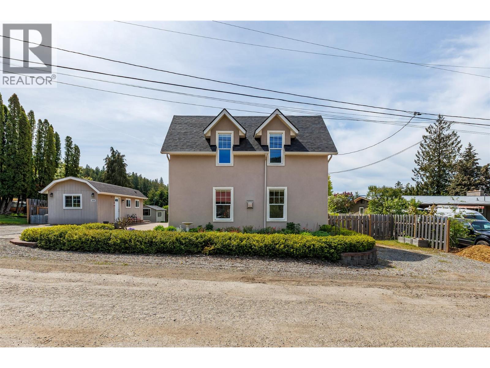 3609 Masuch Road, Creston, British Columbia V0B 1G1 - Photo 2 - 10387415