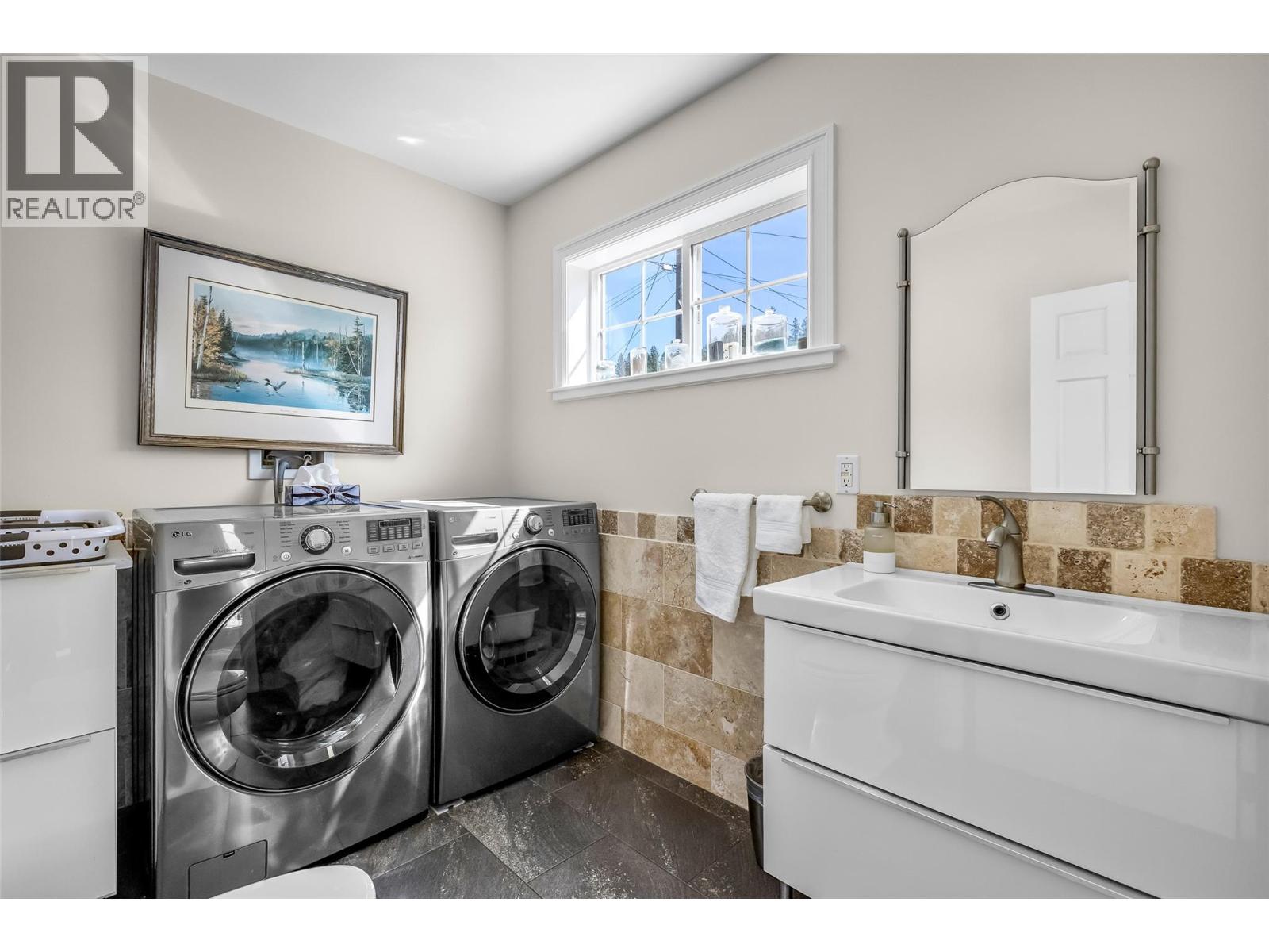 3609 Masuch Road, Creston, British Columbia V0B 1G1 - Photo 6 - 10387415