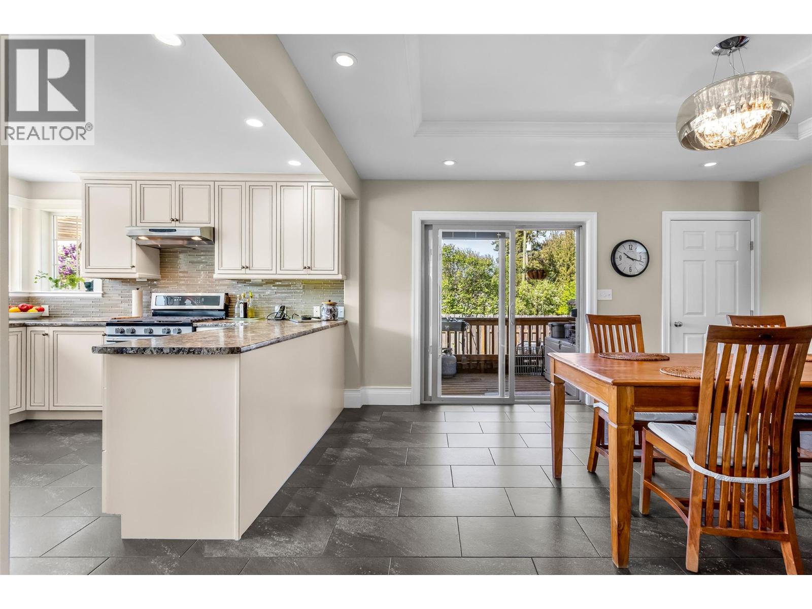 3609 Masuch Road, Creston, British Columbia V0B 1G1 - Photo 7 - 10387415