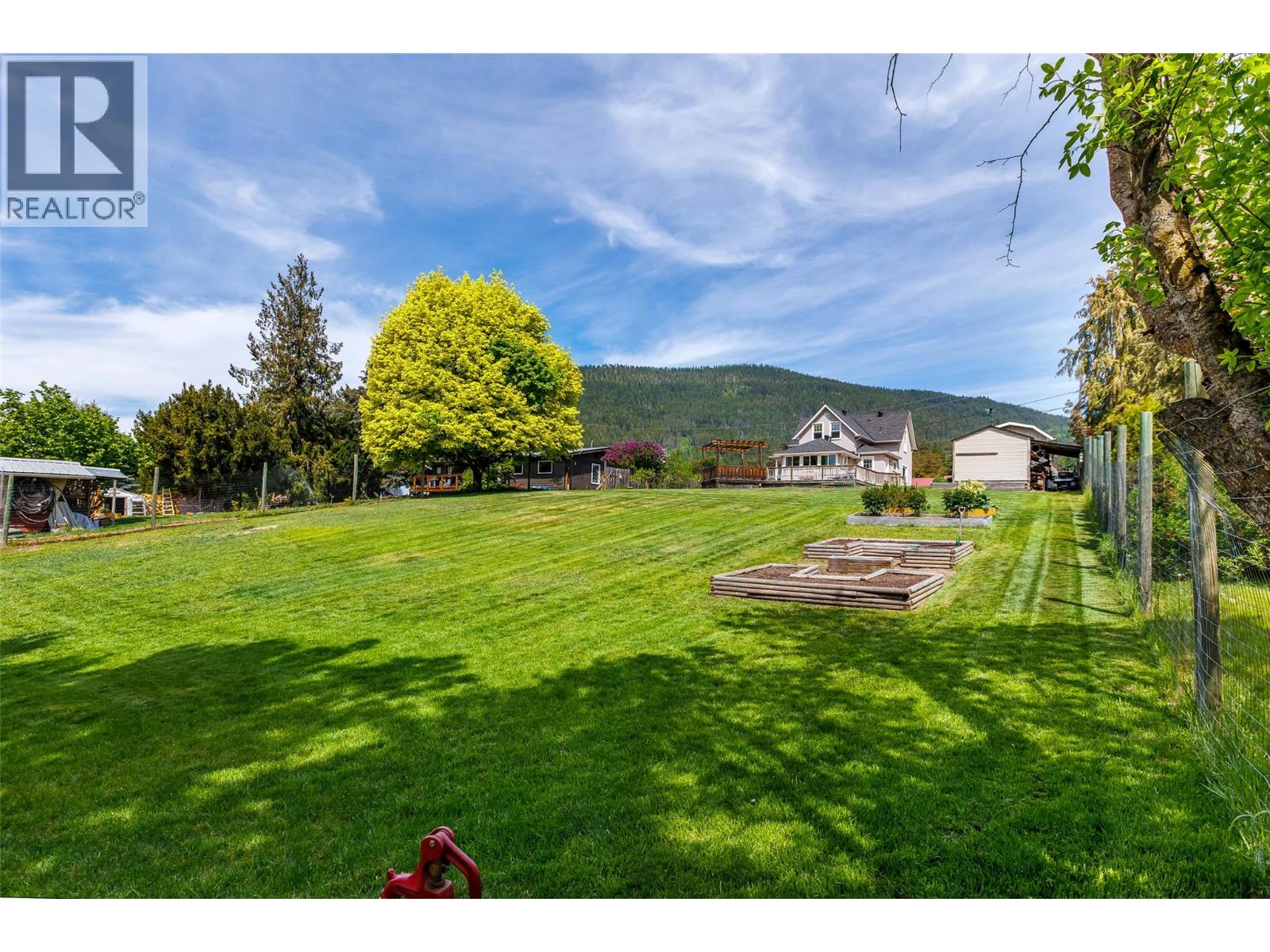 3609 Masuch Road, Creston, British Columbia V0B 1G1 - Photo 57 - 10387415