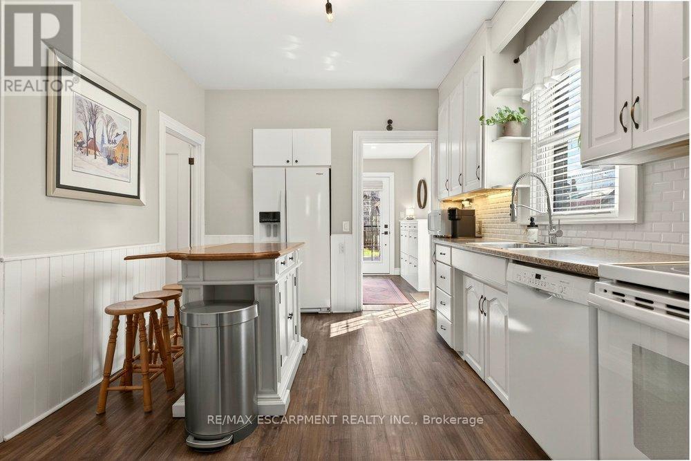 13 Richmond Street, Hamilton, Ontario  L8P 4J3 - Photo 13 - X13130740