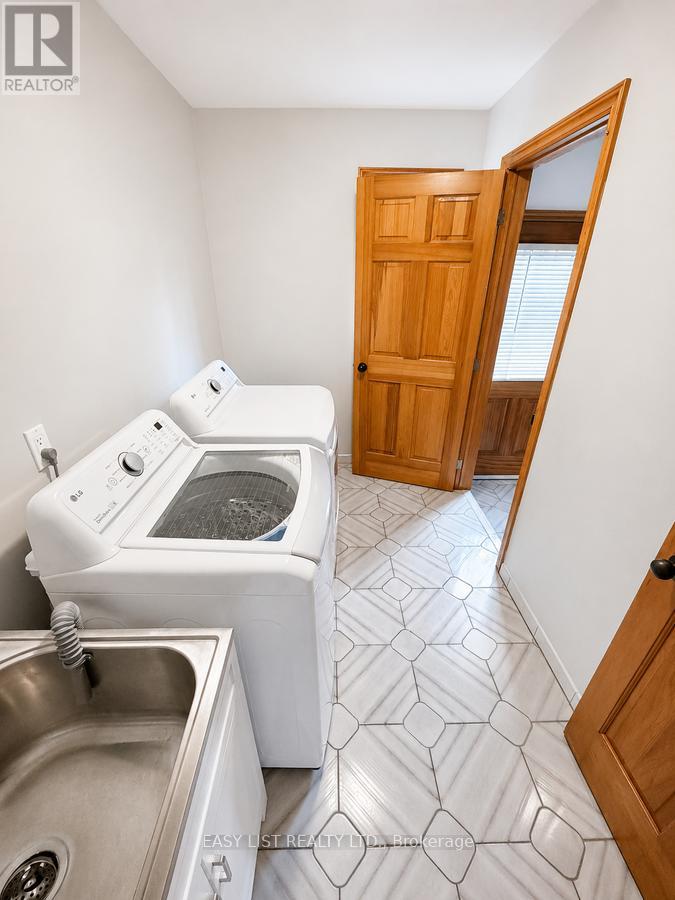 75 Courtland Avenue, Hamilton, Ontario  L9B 1X6 - Photo 15 - X13130790