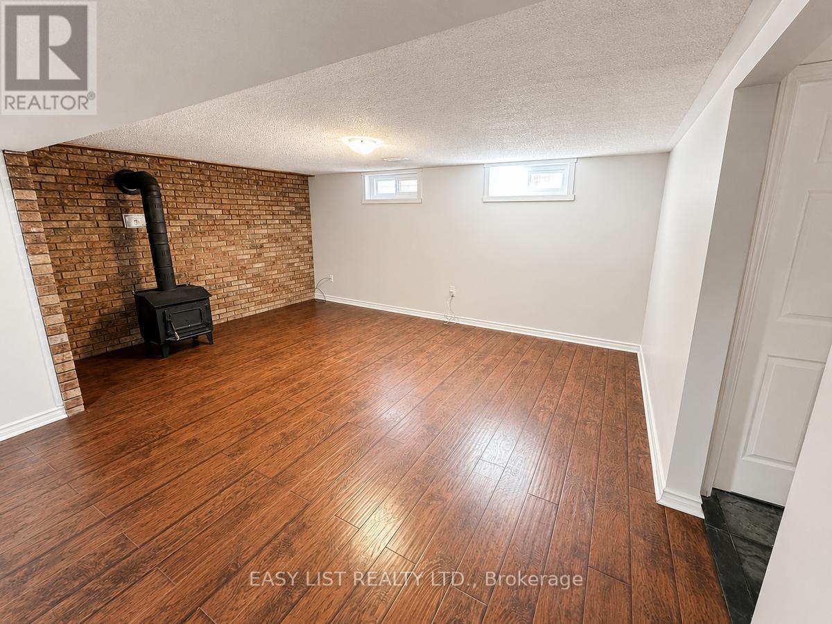 75 Courtland Avenue, Hamilton, Ontario  L9B 1X6 - Photo 32 - X13130790