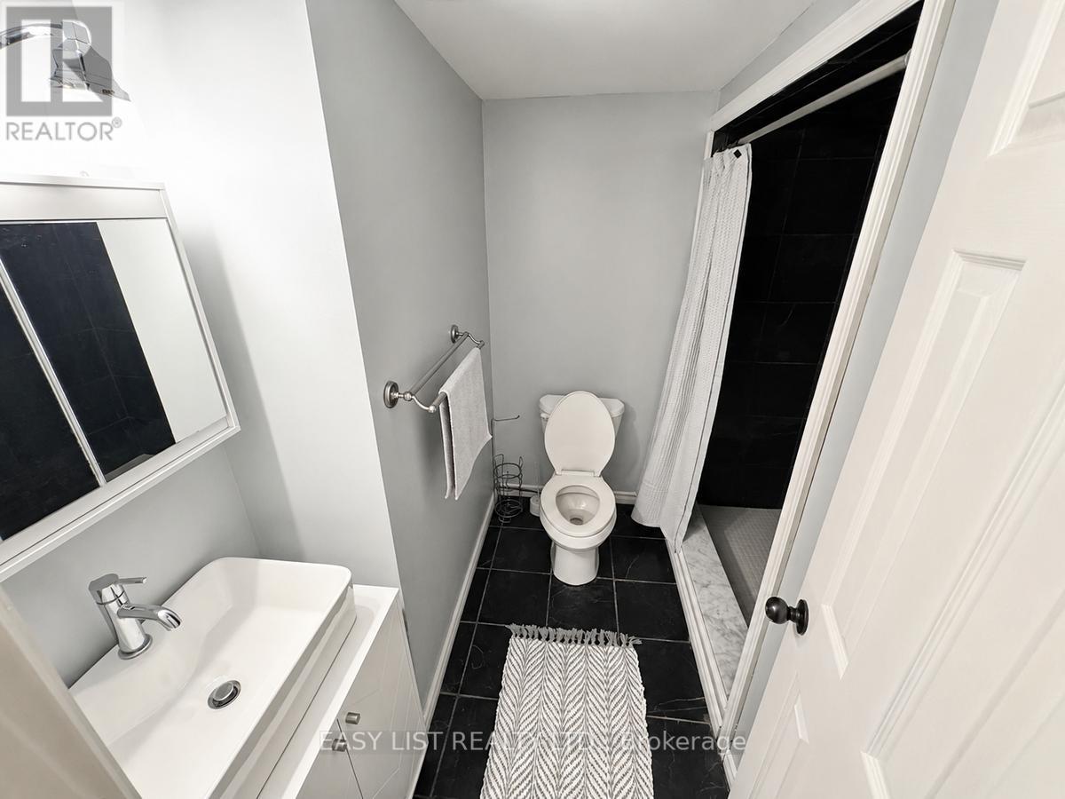 75 Courtland Avenue, Hamilton, Ontario  L9B 1X6 - Photo 33 - X13130790