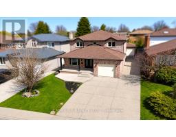 75 COURTLAND AVENUE, Hamilton, Ontario