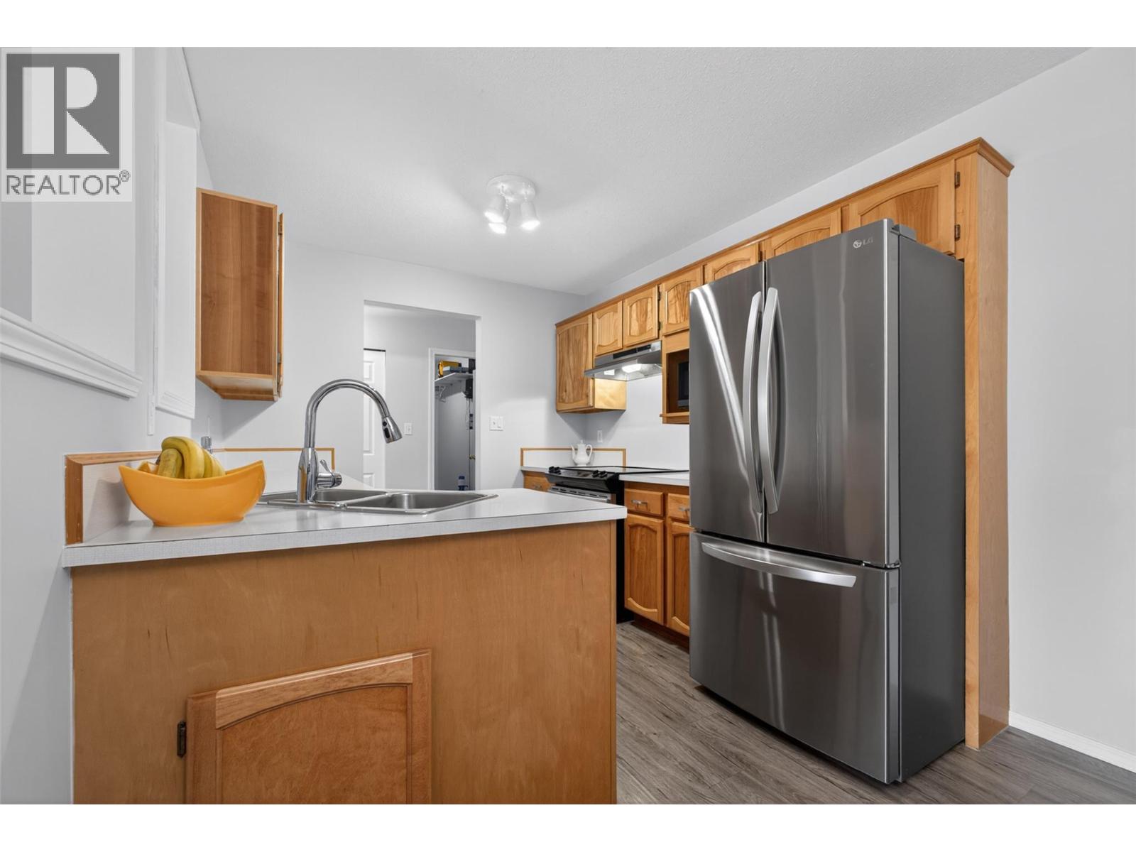 298 Yorkton Avenue Unit# 307, Penticton, British Columbia  V2A 3V5 - Photo 11 - 10386438