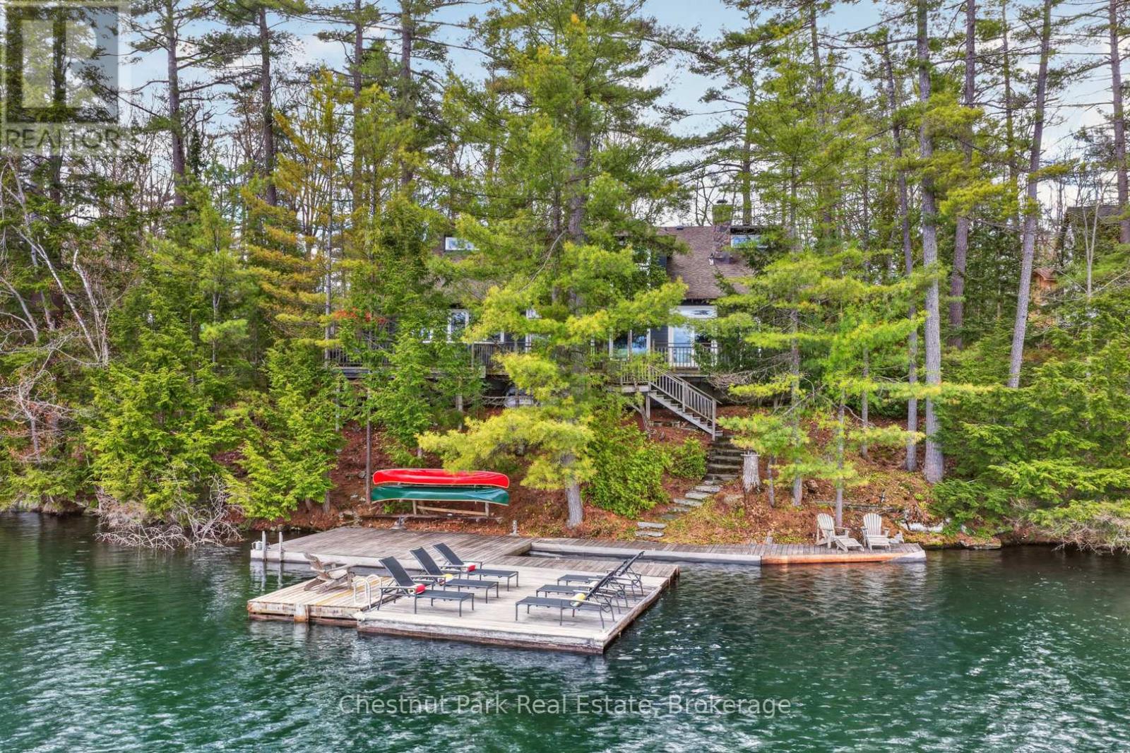 1069 RIDGE ROAD, Muskoka Lakes, Ontario
