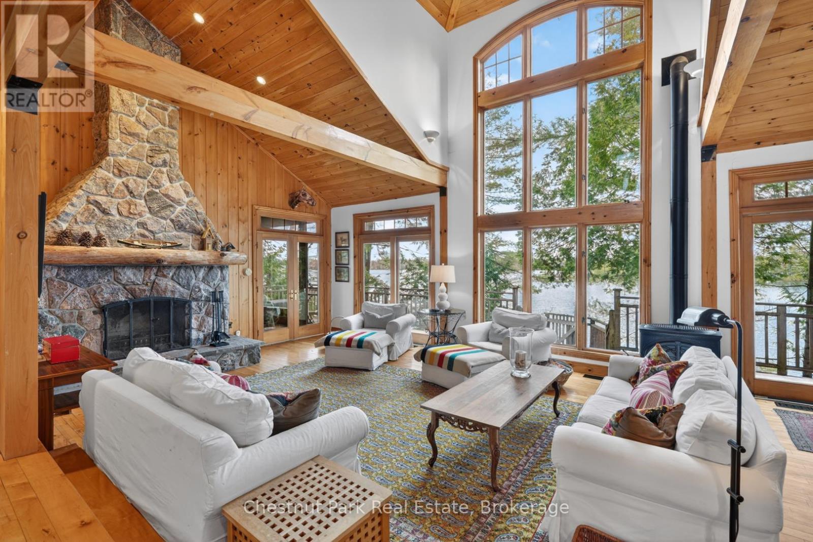 1069 Ridge Road, Muskoka Lakes, Ontario  P0C 1M0 - Photo 9 - X13130908