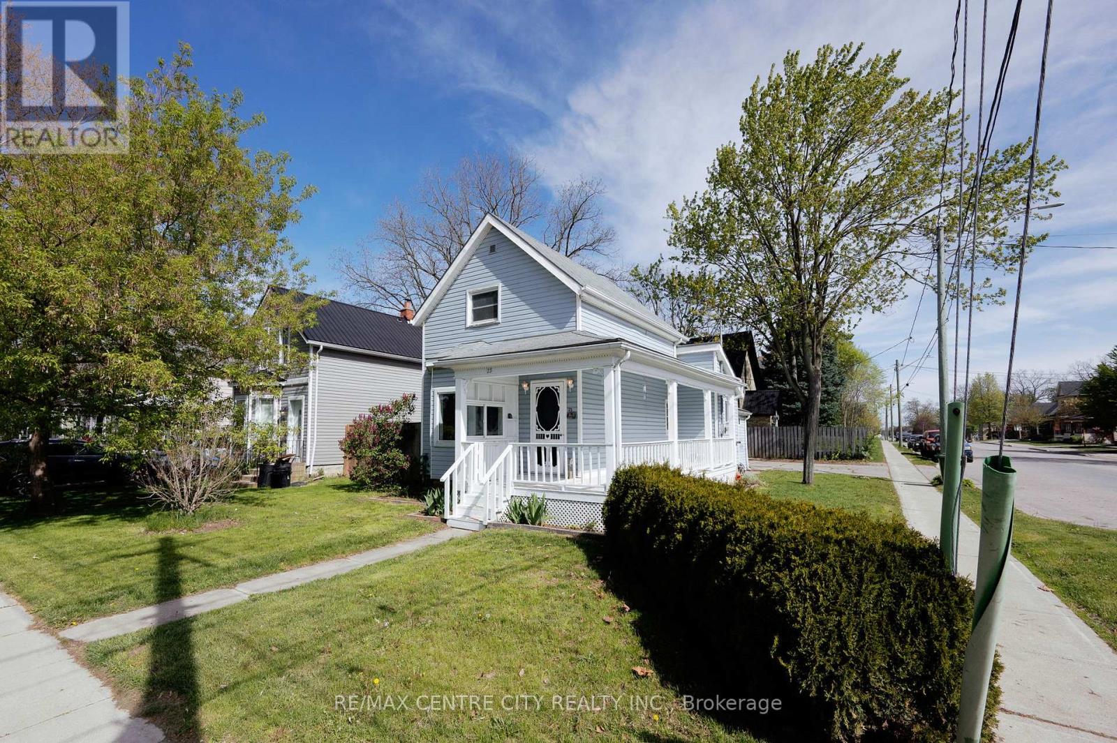 23 Malakoff Street, St. Thomas, Ontario  N5P 1L5 - Photo 3 - X13130930