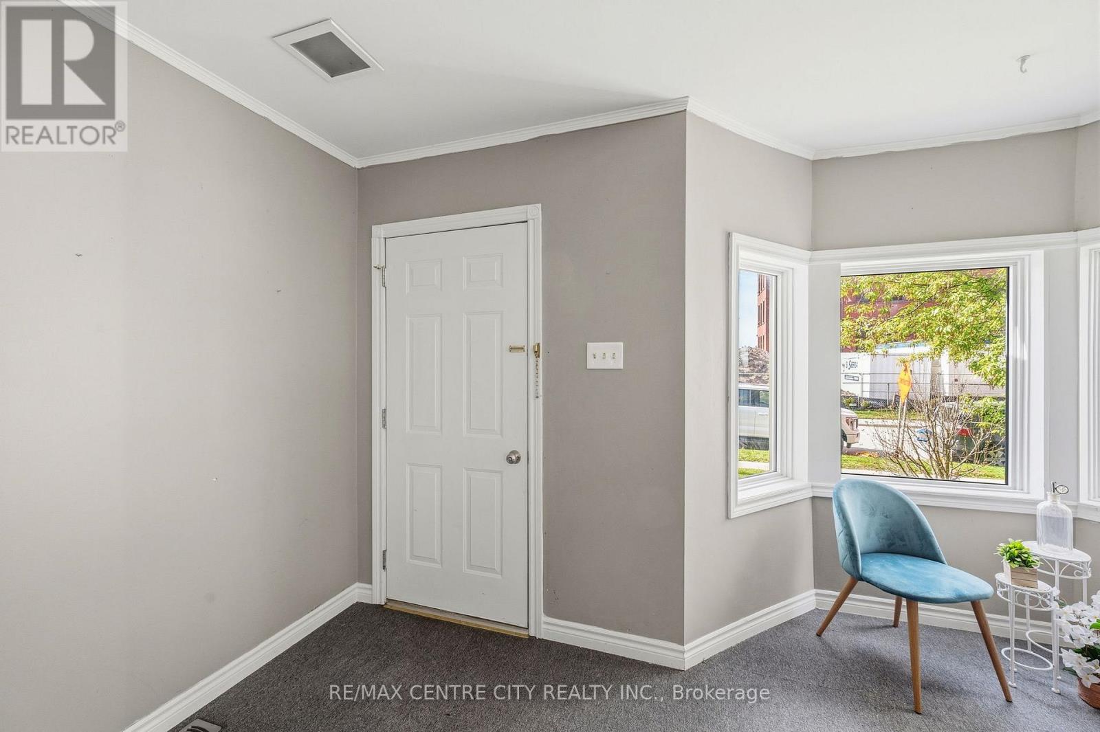 23 Malakoff Street, St. Thomas, Ontario  N5P 1L5 - Photo 6 - X13130930