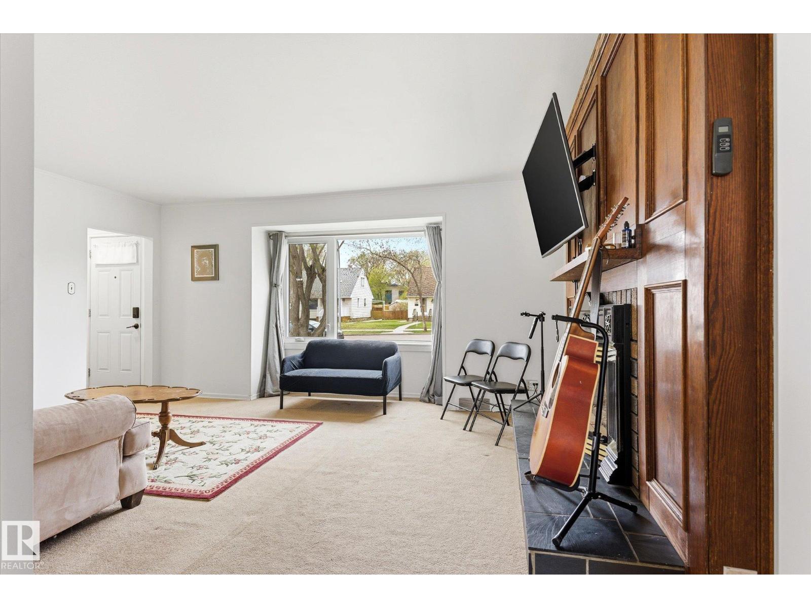 12215 59 St Nw, Edmonton, Alberta  T5W 3Y5 - Photo 4 - E4487820