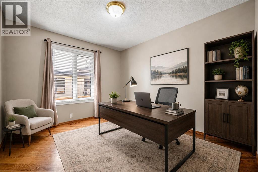 131 Lake Simcoe Court Se, Calgary, Alberta  T2J 7E7 - Photo 15 - A2310593