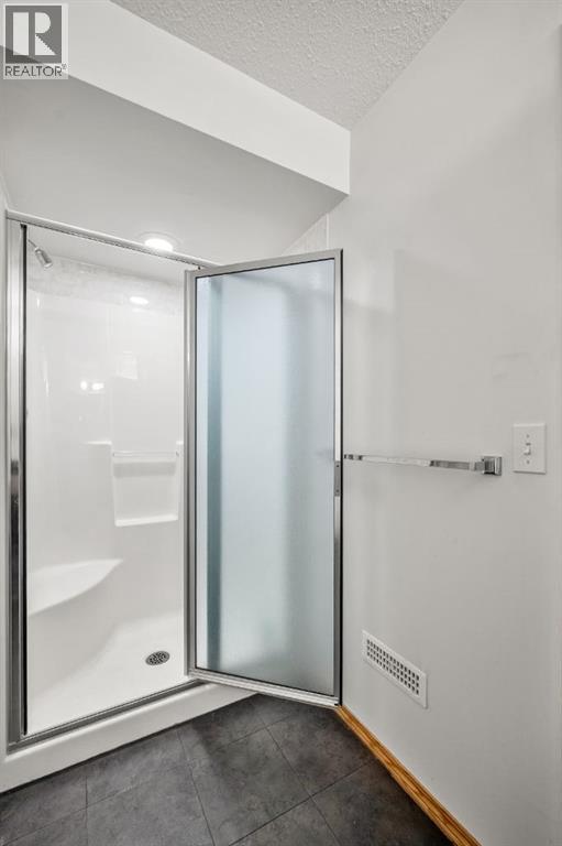 131 Lake Simcoe Court Se, Calgary, Alberta  T2J 7E7 - Photo 31 - A2310593