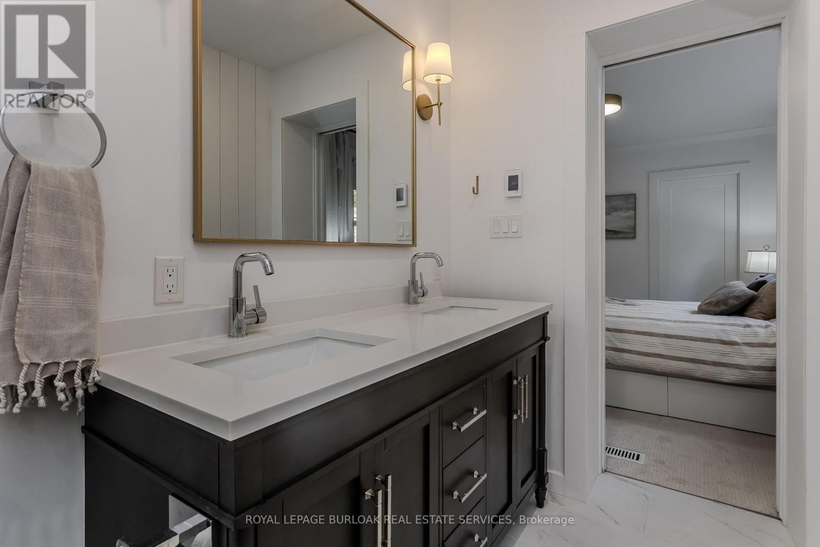 333 St Paul Street, Burlington, Ontario  L7R 3K2 - Photo 15 - W13128518