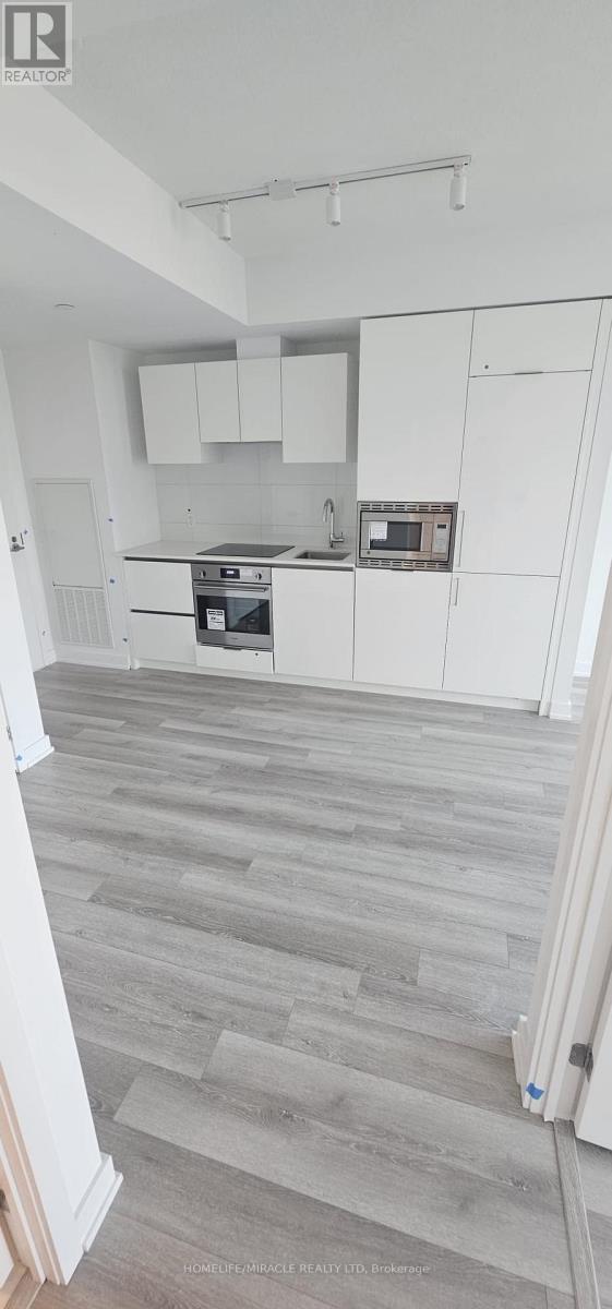 1902 - 234 Simcoe Street, Toronto (Kensington-Chinatown), Ontario  M5T 1T4 - Photo 2 - C13130800