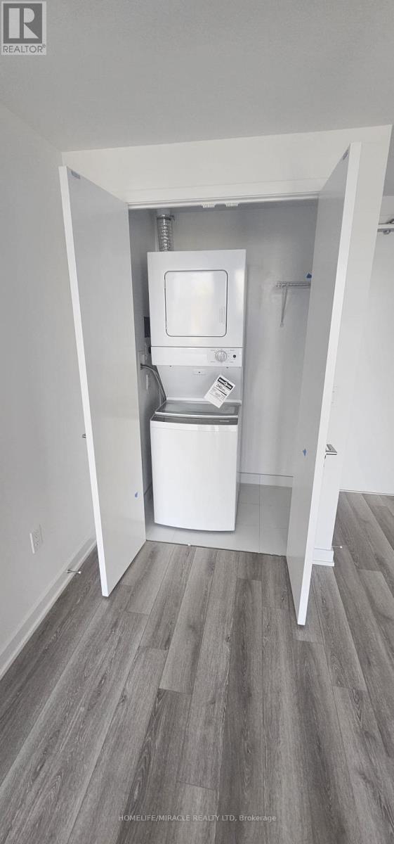 1902 - 234 Simcoe Street, Toronto (Kensington-Chinatown), Ontario  M5T 1T4 - Photo 9 - C13130800