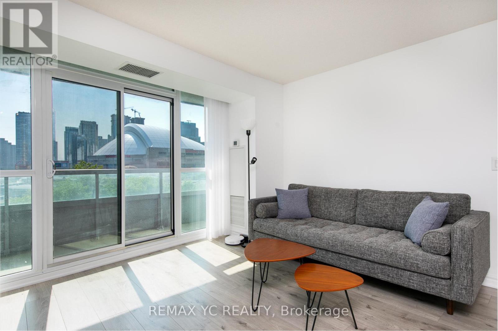 808 - 25 Lower Simcoe Street, Toronto, Ontario  M5J 3A1 - Photo 3 - C13130814