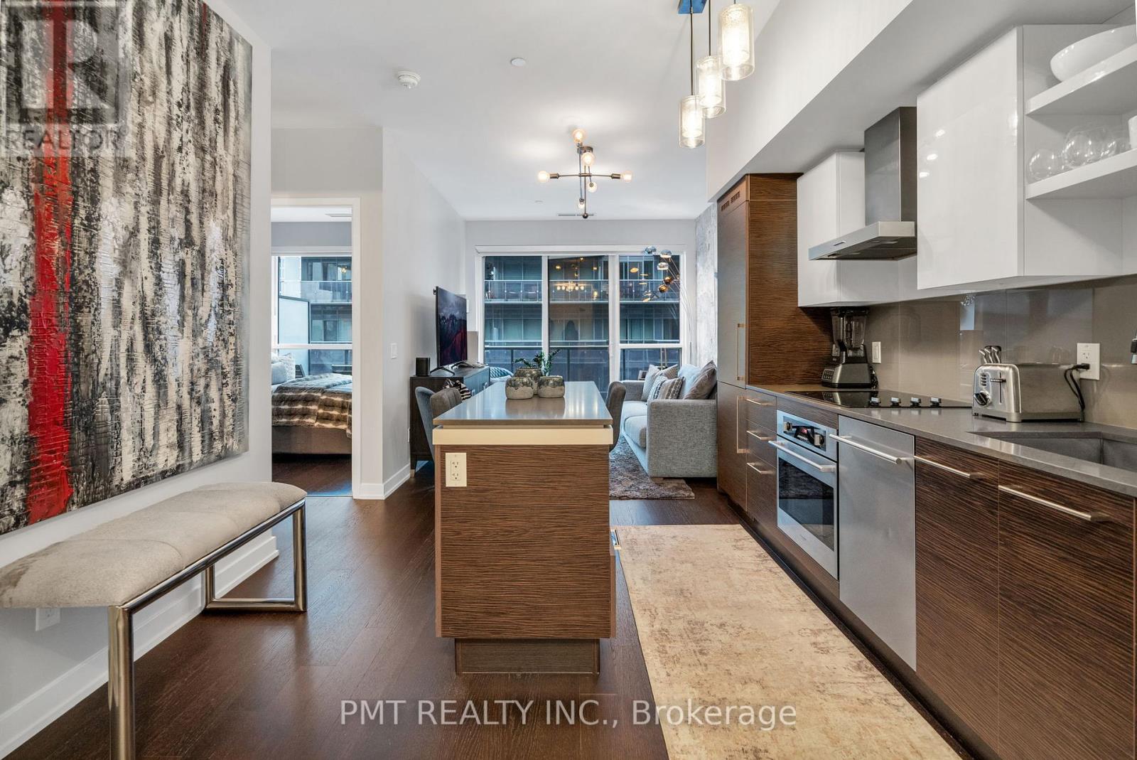 1046 - 1030 King Street W, Toronto, Ontario  M6K 0B4 - Photo 3 - C13130836
