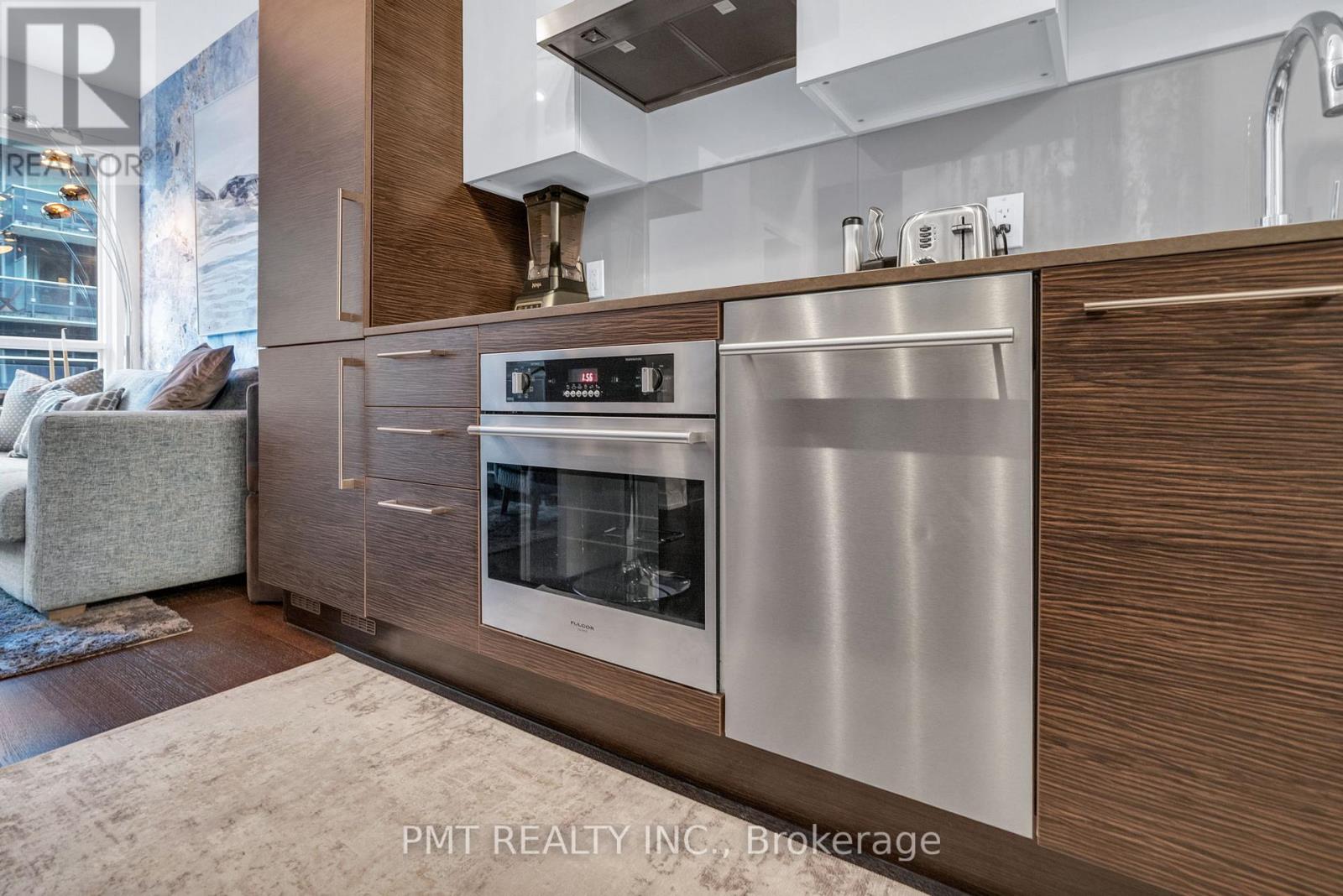 1046 - 1030 King Street W, Toronto, Ontario  M6K 0B4 - Photo 8 - C13130836
