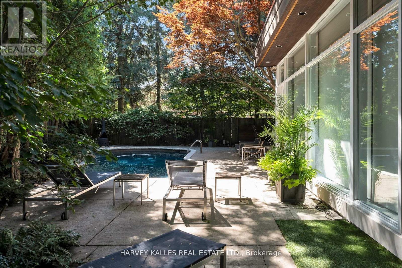 5 Cosmic Drive, Toronto, Ontario  M3B 3L5 - Photo 21 - C13130898