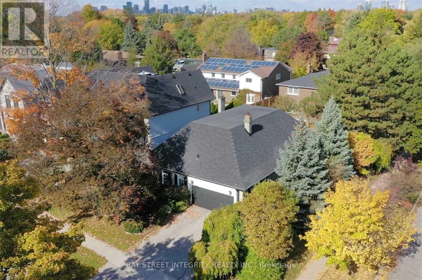 46 Caravan Drive, Toronto, Ontario  M3B 1N3 - Photo 2 - C13130916