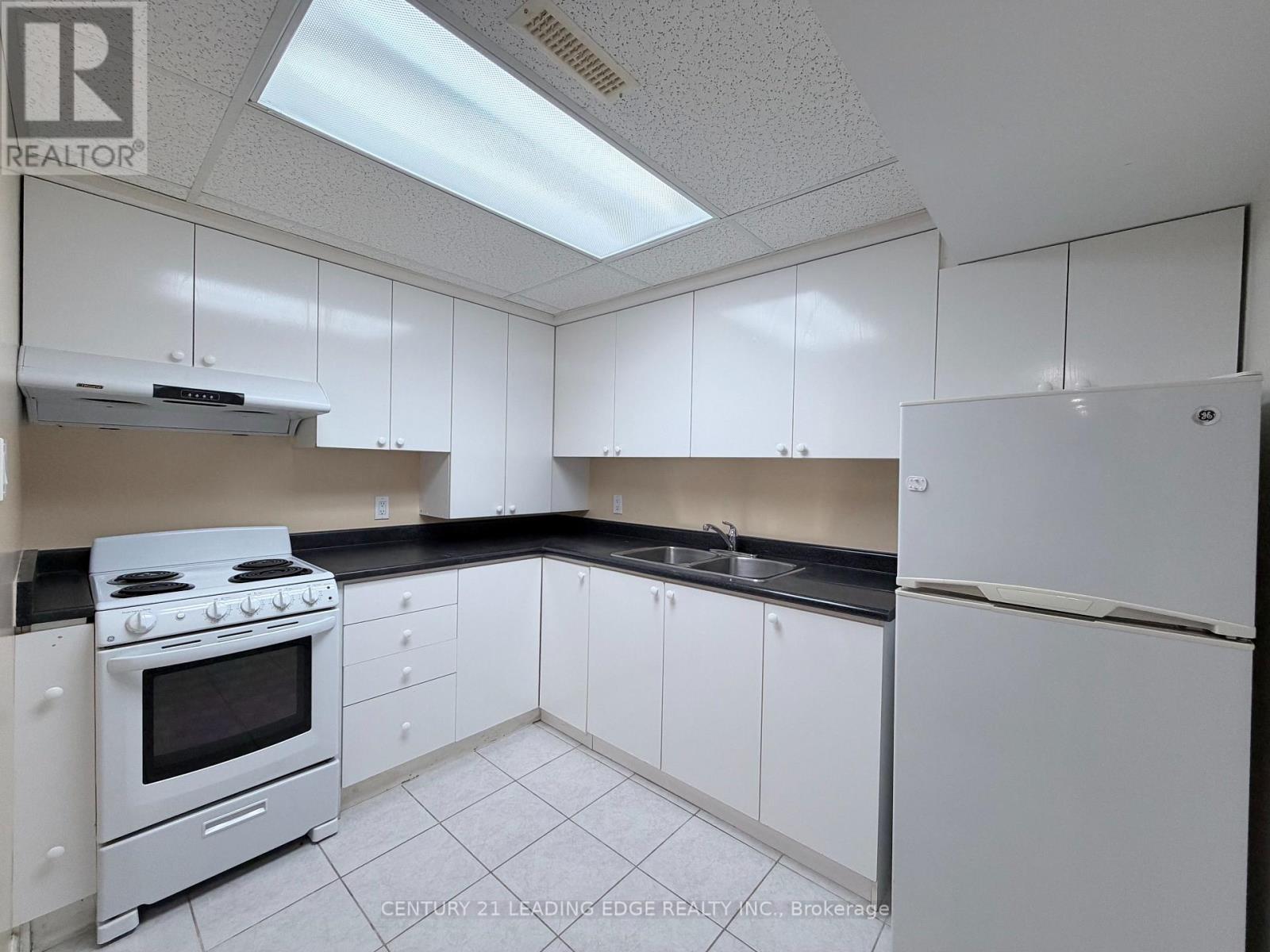 Bsmt - 5 Storebridge Drive, Toronto, Ontario  M1M 3X2 - Photo 16 - E13130900