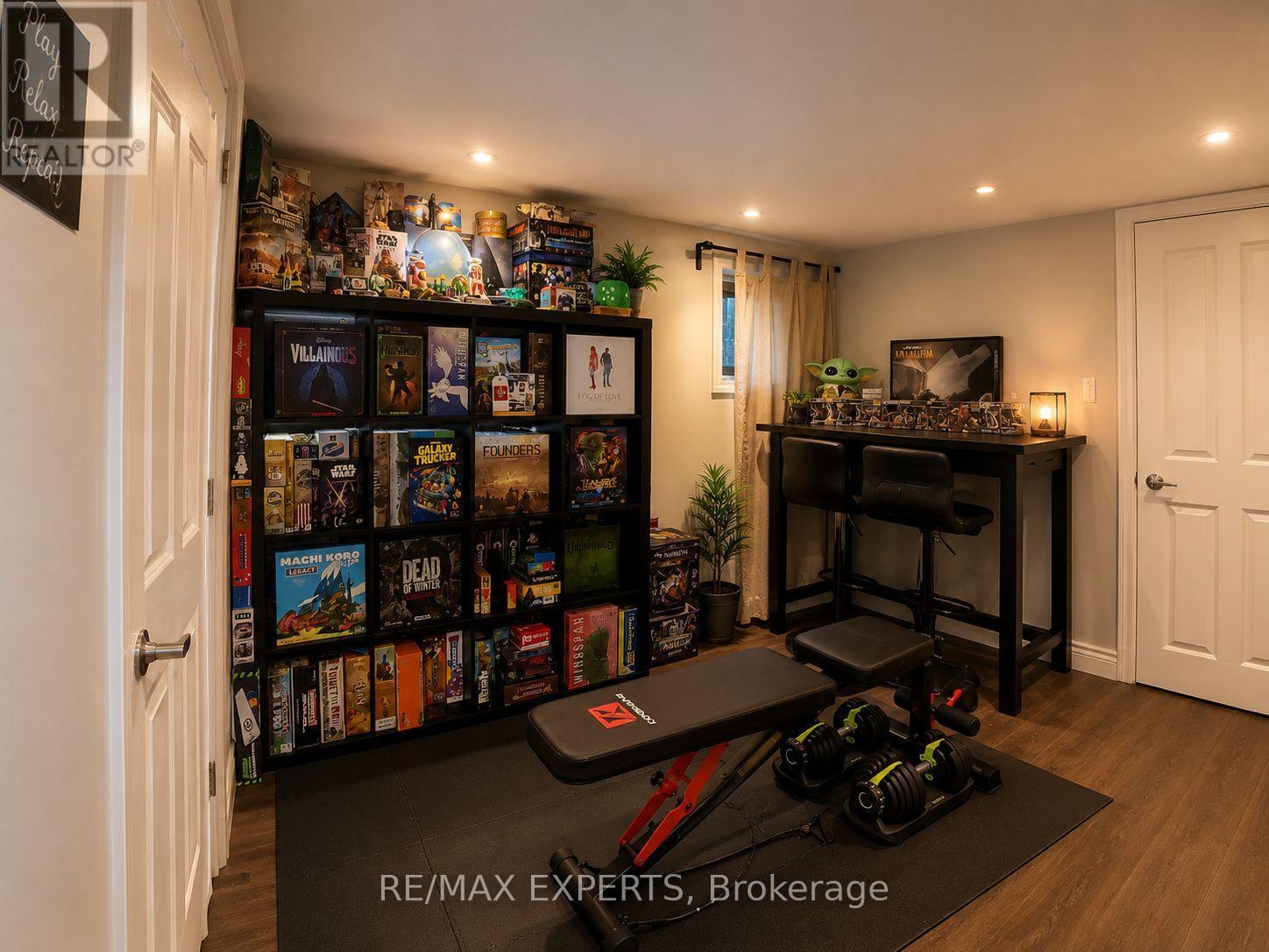 Bsmt - 10 Lady Bank Road, Toronto, Ontario  M8Z 4J5 - Photo 6 - W13093646