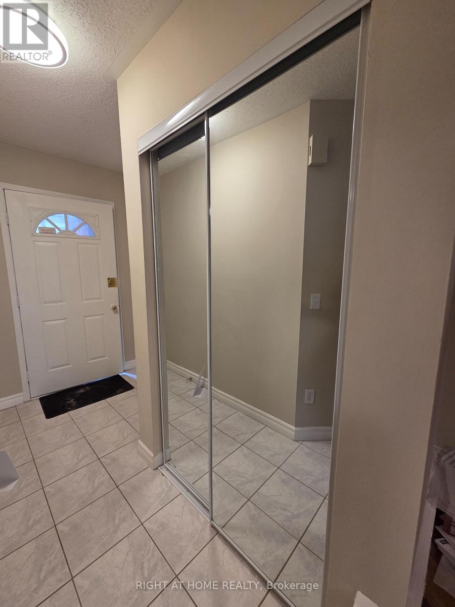81 Northern Heights Drive, Richmond Hill, Ontario  L4B 4C9 - Photo 3 - N13130874
