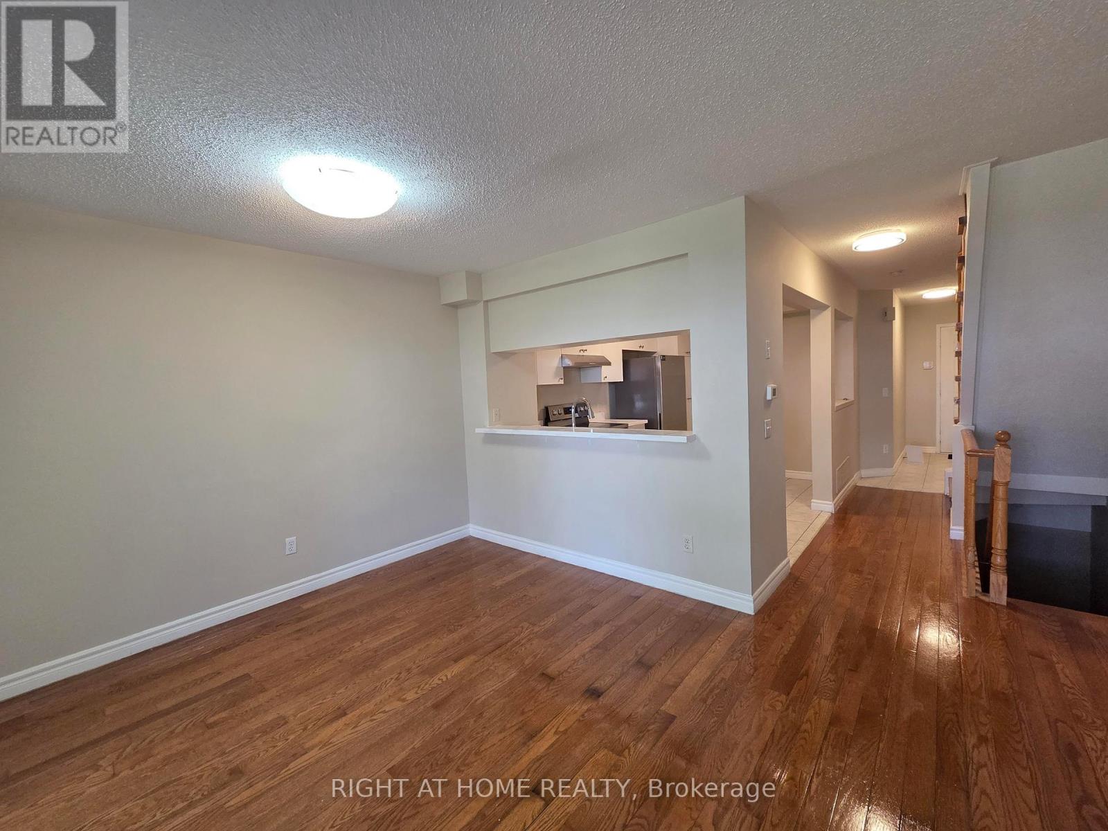 81 Northern Heights Drive, Richmond Hill, Ontario  L4B 4C9 - Photo 9 - N13130874