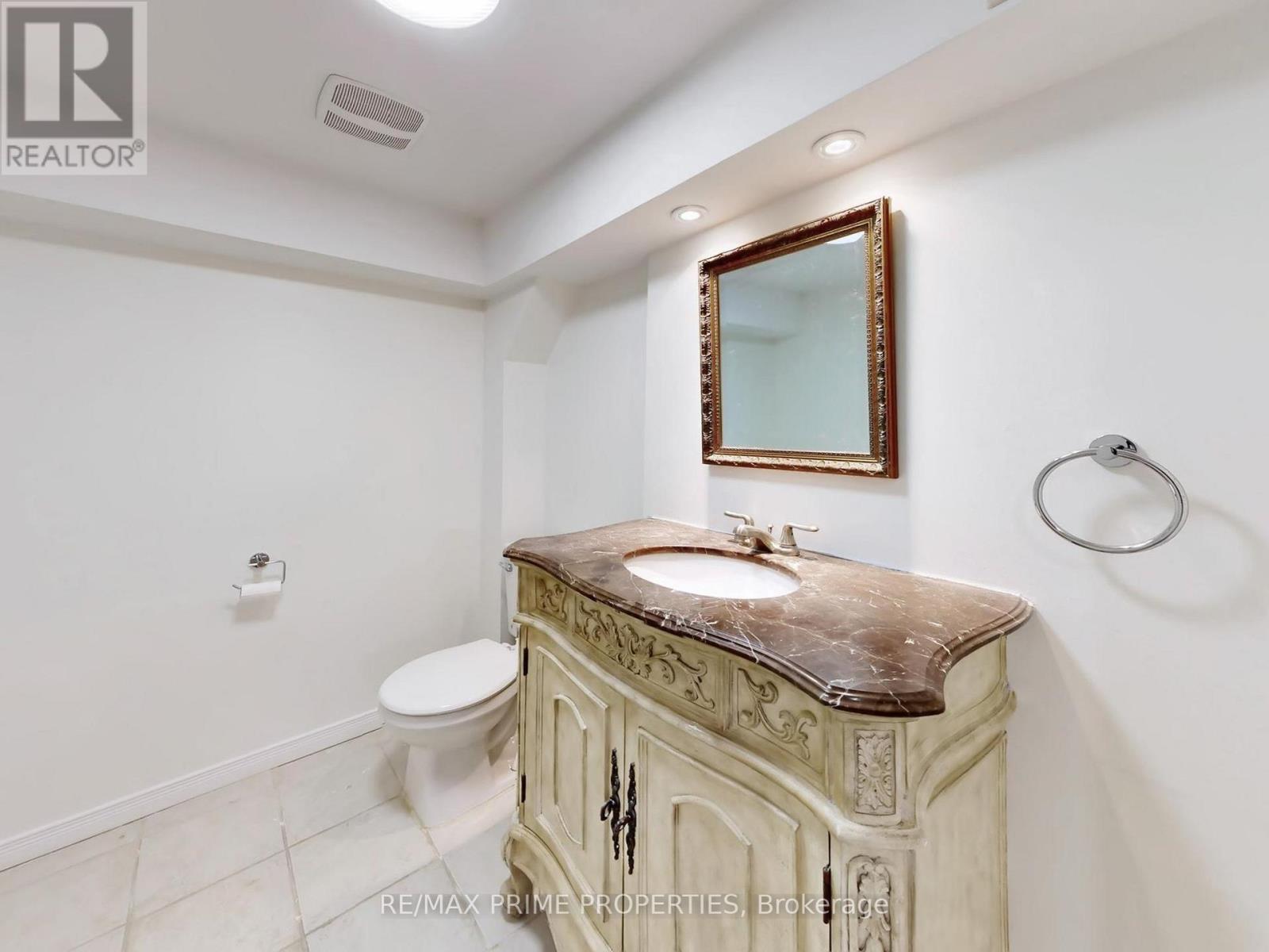 22 Waymount Avenue, Richmond Hill, Ontario  L4S 2G5 - Photo 10 - N13130956