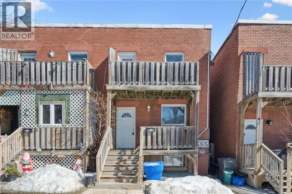 352 W Duke Street W, Kitchener, Ontario  N2H 3Y3 - Photo 2 - 40804218